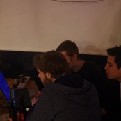 De 3 Js, uh DJs